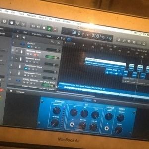 Meet your Posher, Eric